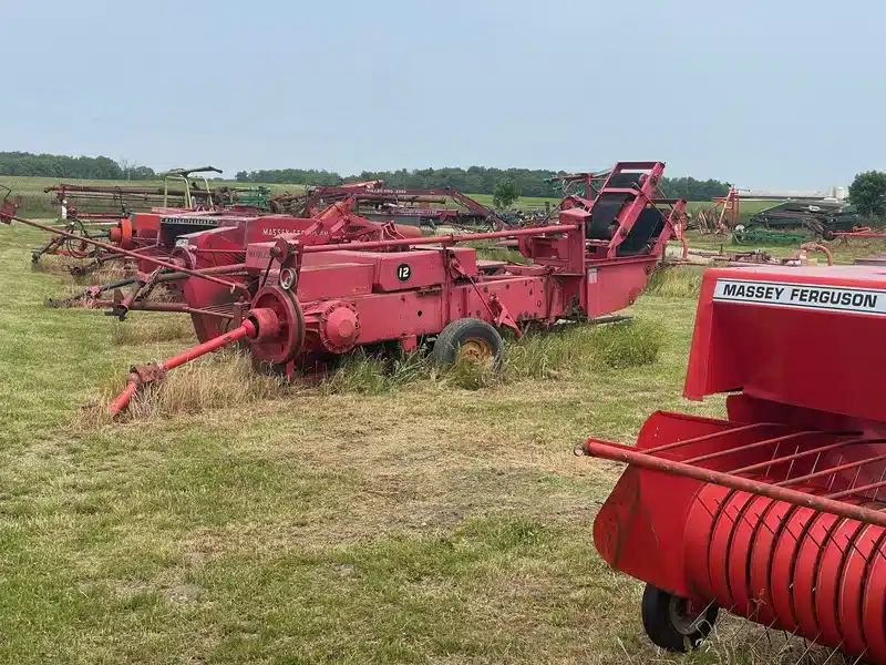 Gallery image 2 for Massey Ferguson Balers Round Baler