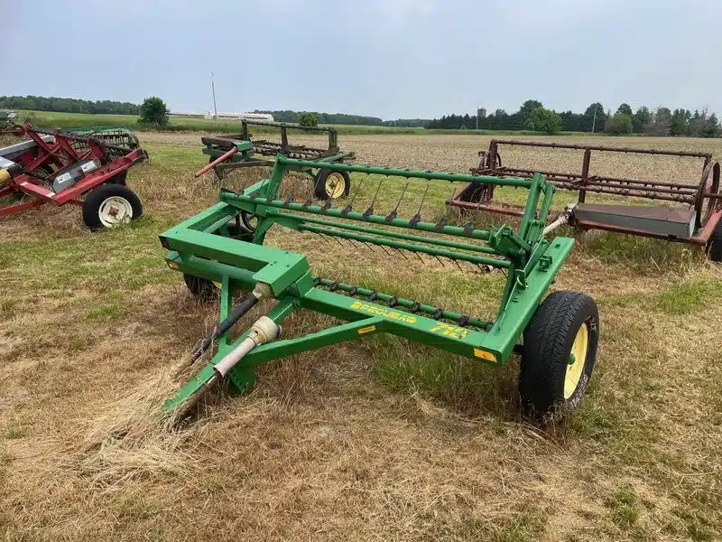 Gallery image 1 for Used Misc Tedder Rake