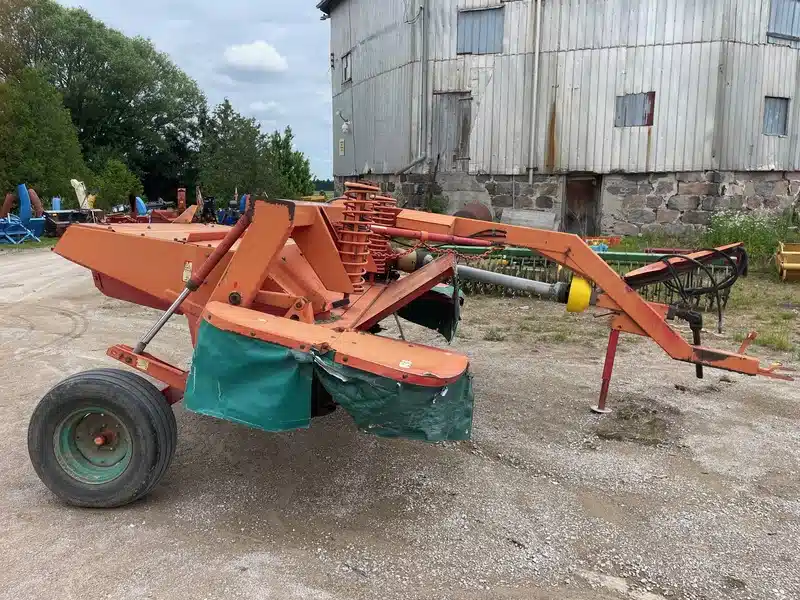 Gallery image 2 for Used Kverneland 337 Mower Conditioner