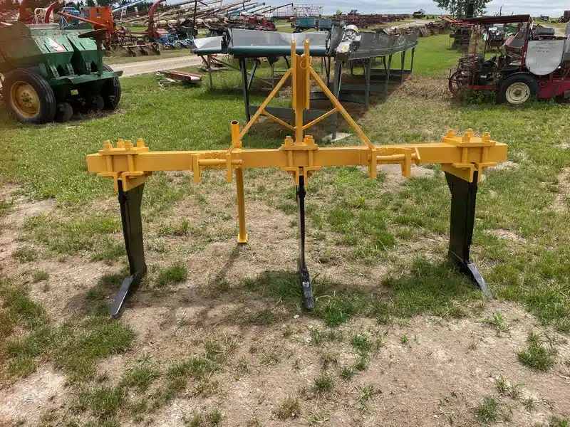 Gallery image 1 for Used Taylor Way 3PTH Ripper
