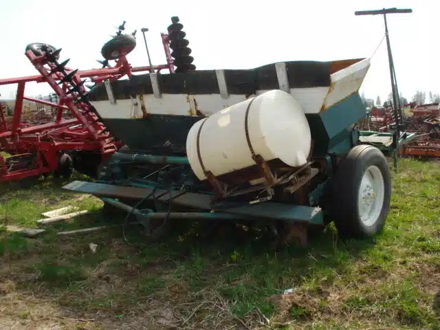 Gallery image 1 for Used Lockwood Other Potato Planter