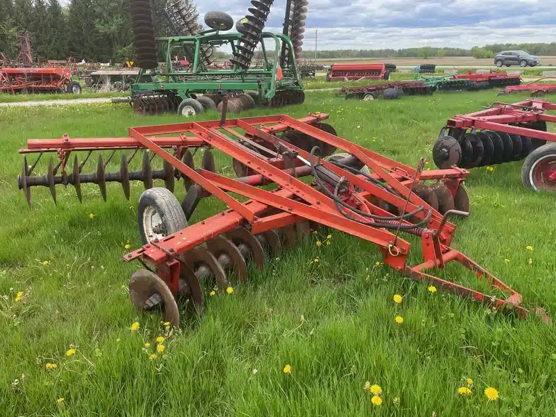 Gallery image 1 for Used Dunham Lehr 12FT Disc