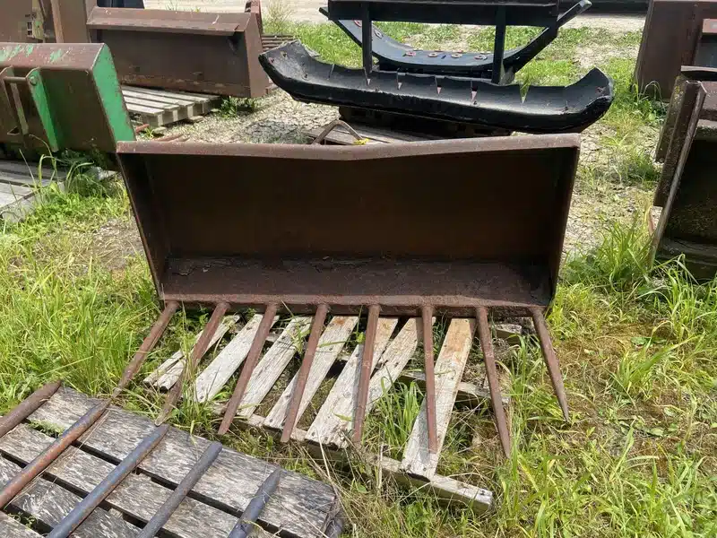Gallery image 2 for Used Unspecified 4.5FT Manure Fork