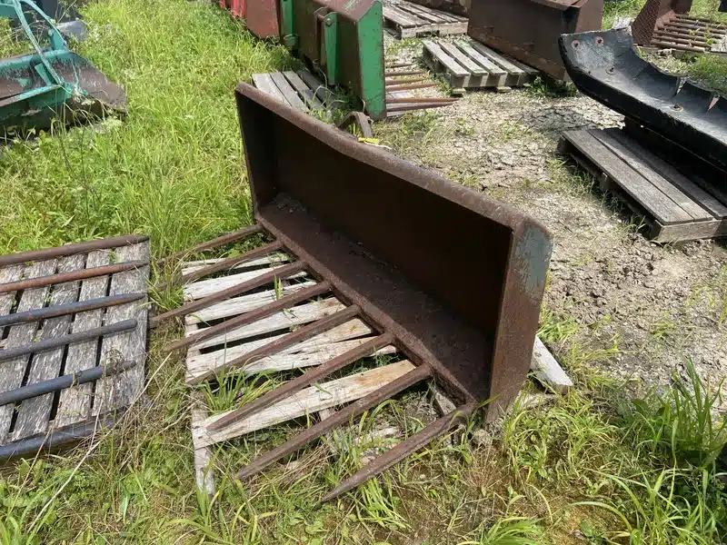 Gallery image 2 for 4.5FT Manure Fork