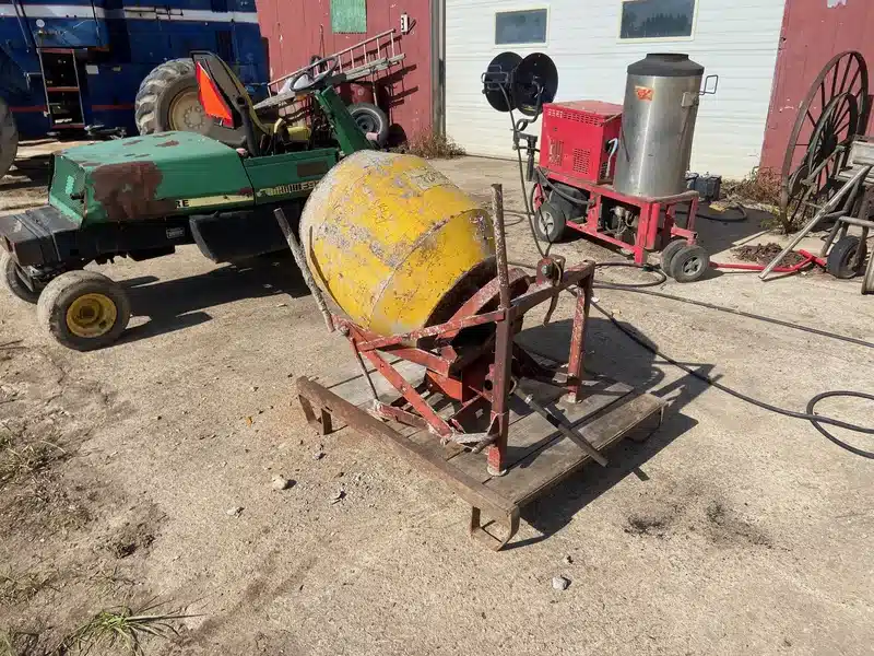 Gallery image 2 for Teagle 3pt Cement Mixer