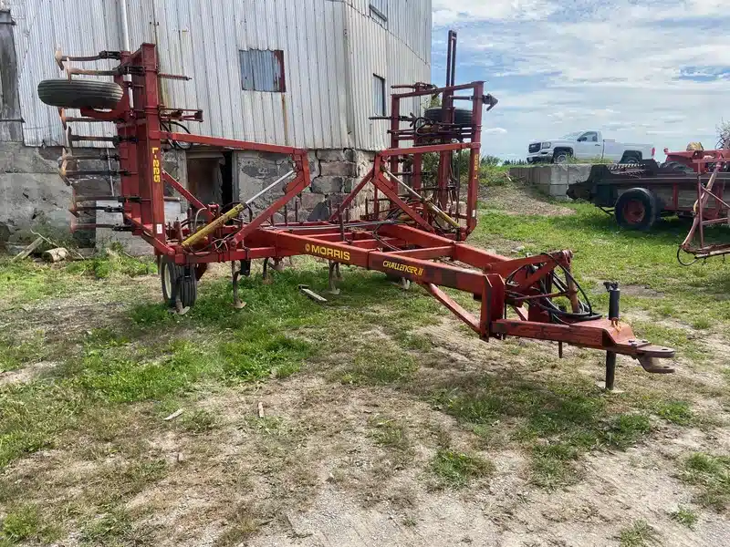 Gallery image 1 for Used Morris II L225 Cultivator