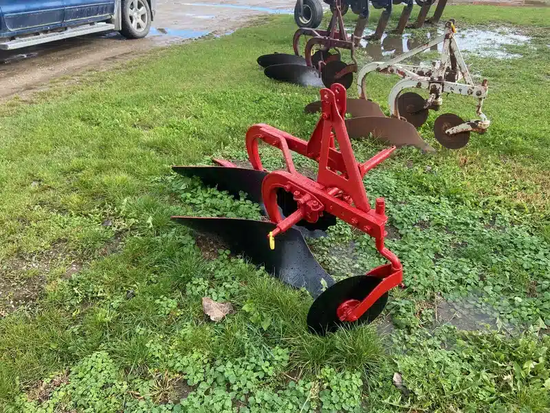 Gallery image 2 for Used Dearborn 3PT Plow