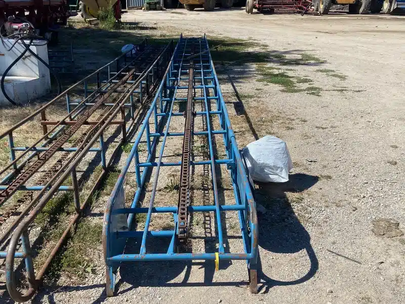 Gallery image 2 for Used Allied 32' Bale Elevator