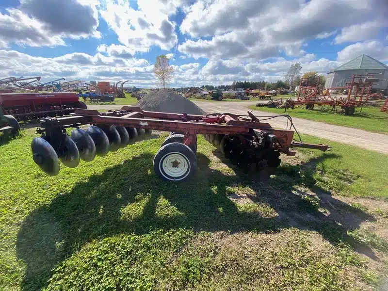 Gallery image 2 for Used Bush Hog 8' Disc