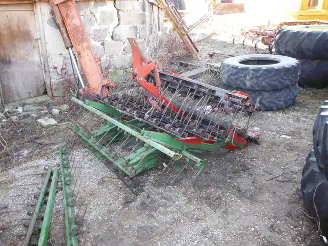 Gallery image 1 for John Deere Bar Harrow