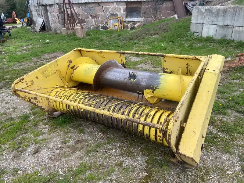 Gallery image 1 for New Holland 880W Harvester Head