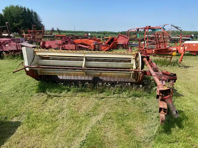 Gallery image 1 for New Holland 488 Mower Conditioner