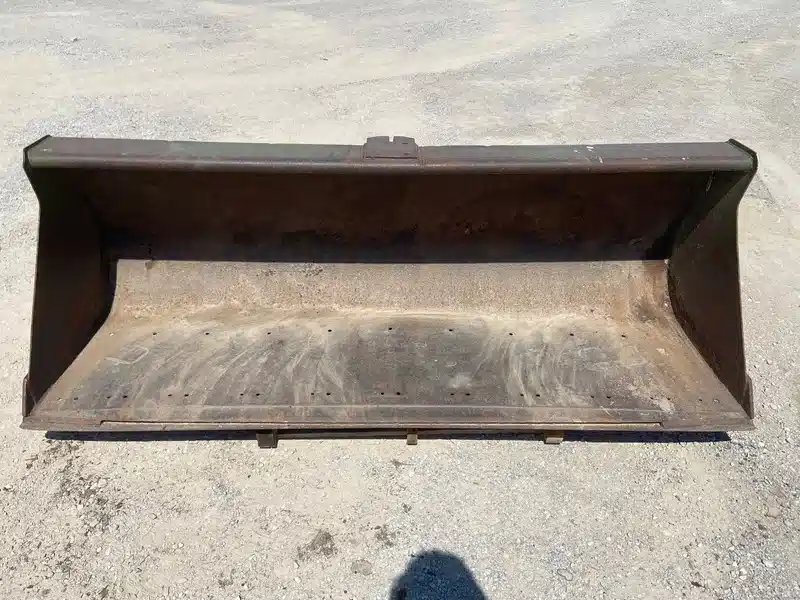 Photo de la Galerie 1 pour John Deere 640 Godet (bucket)