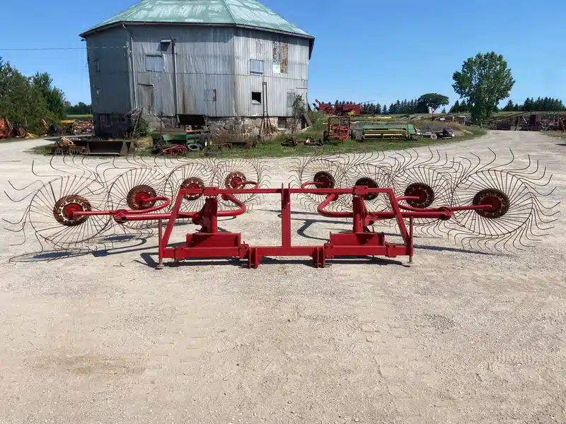 Gallery image 1 for Sitrex 8 Wheel Rake