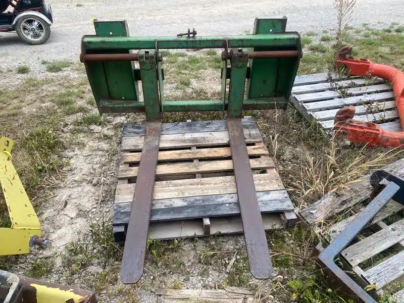 Photo de la Galerie 2 pour John Deere Quick Attach Fourche à palette
