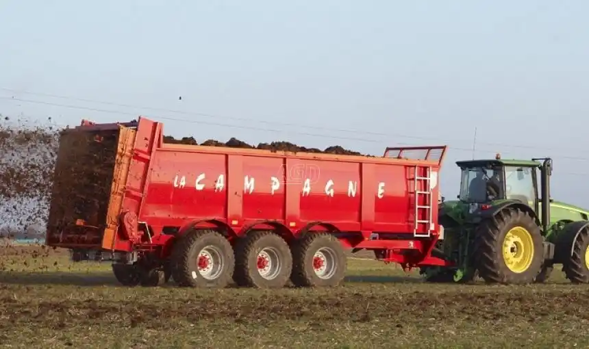 Gallery image 2 for New 2016 La Campagne Misc Manure Spreader