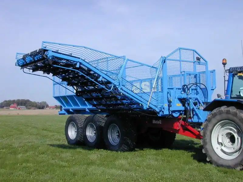 Gallery image 1 for New 2016 DEBARDEUSE Hi Dump Wagon