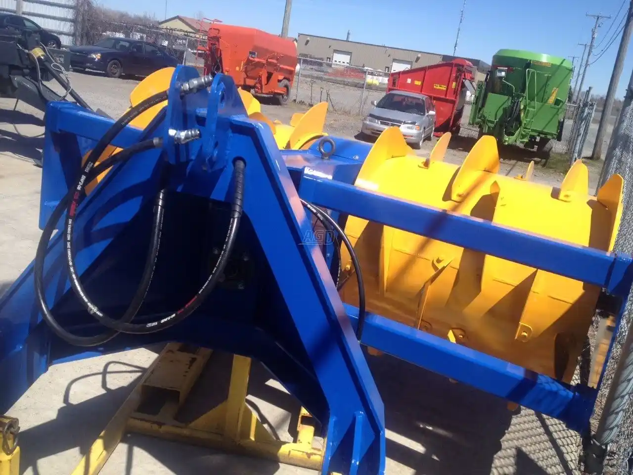 Gallery image 2 for New 2016 32-08 Blade