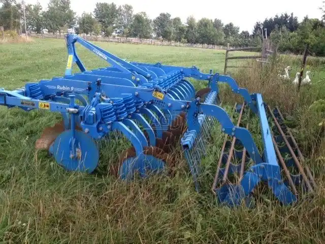 Gallery image 2 for Used Lemken RUBIN 9 Disc