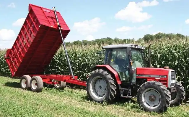 Gallery image 2 for New John BM Mfg Ltd. T-1500 Grain & Forage Boss Dump Wagon