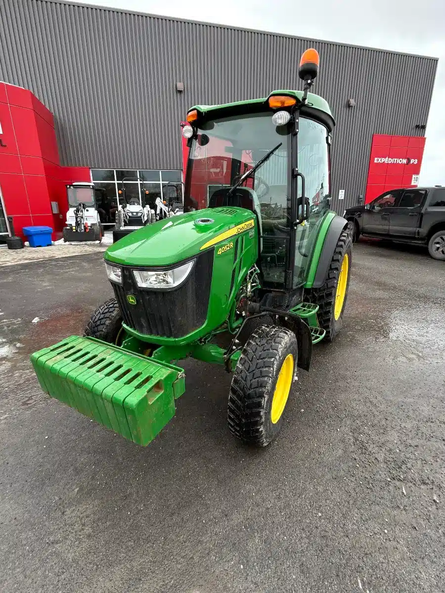 Gallery image 2 for Used 2020 John Deere 4052R Tractor