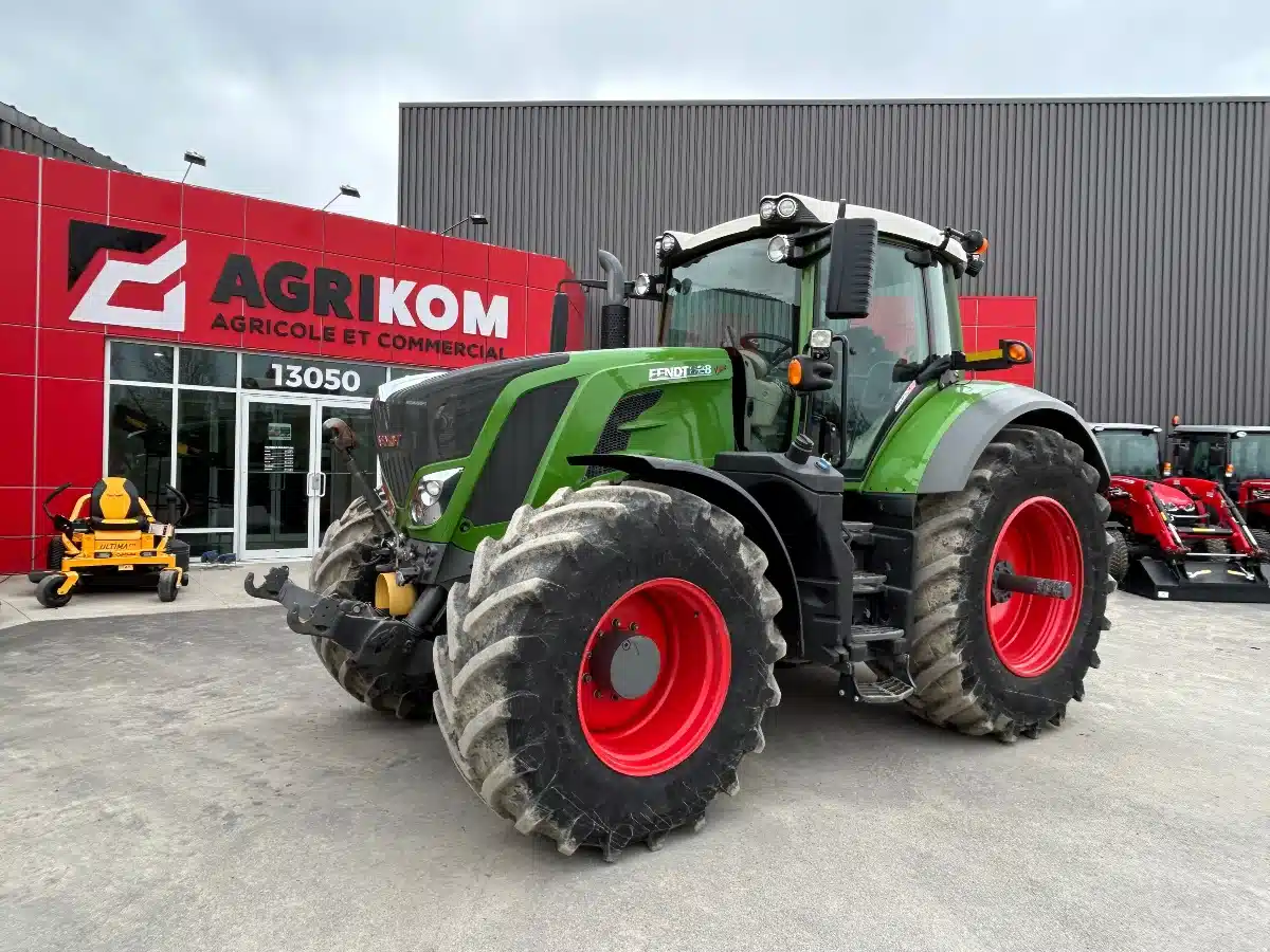 Gallery image 2 for Used 2021 Fendt 828 VARIO Tractor