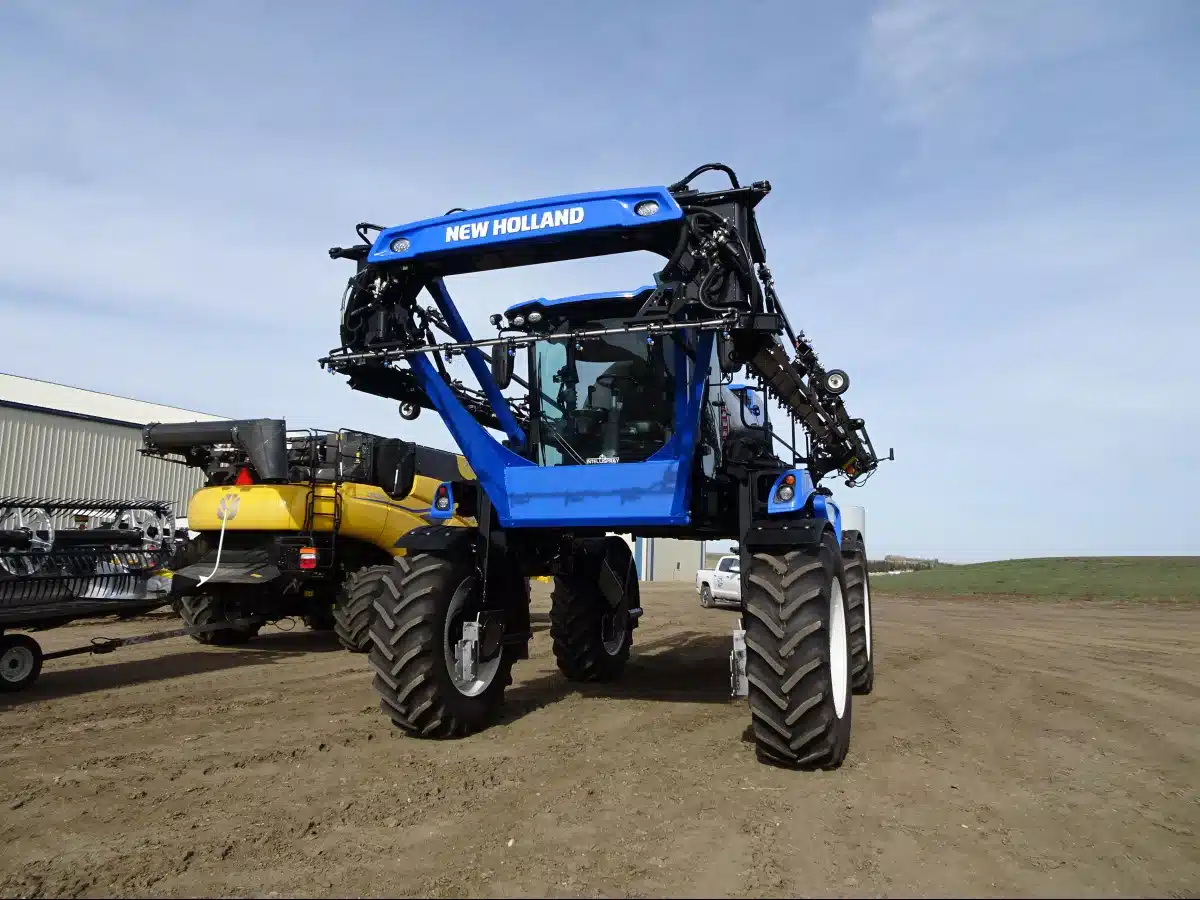 Gallery image 2 for Used 2020 New Holland SP.310F Sprayer - Self Propelled