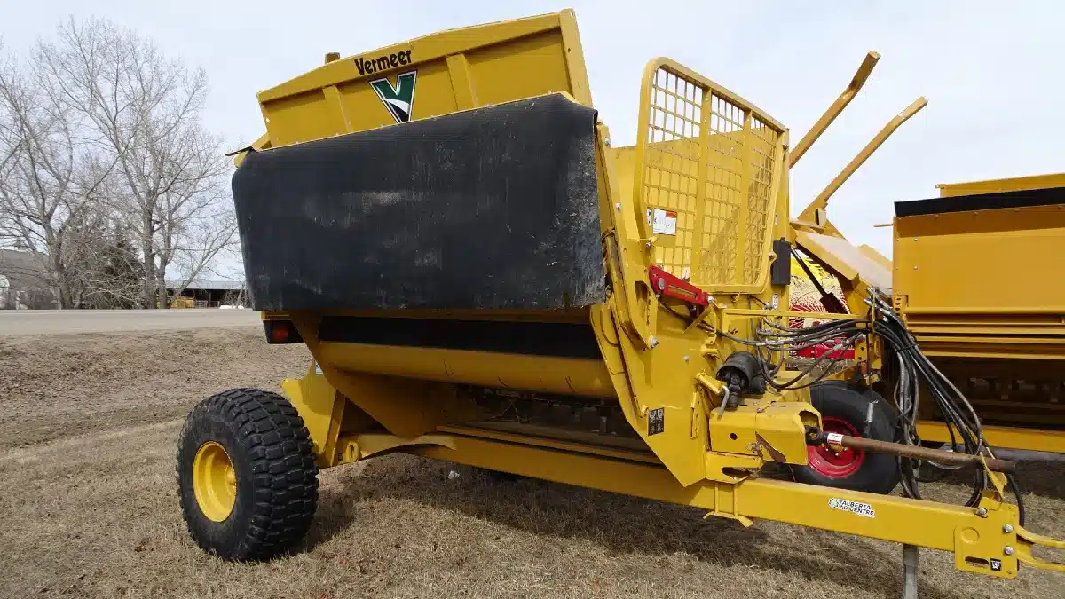 Gallery image 1 for Used 2021 Vermeer BPX9010 Bale Processor