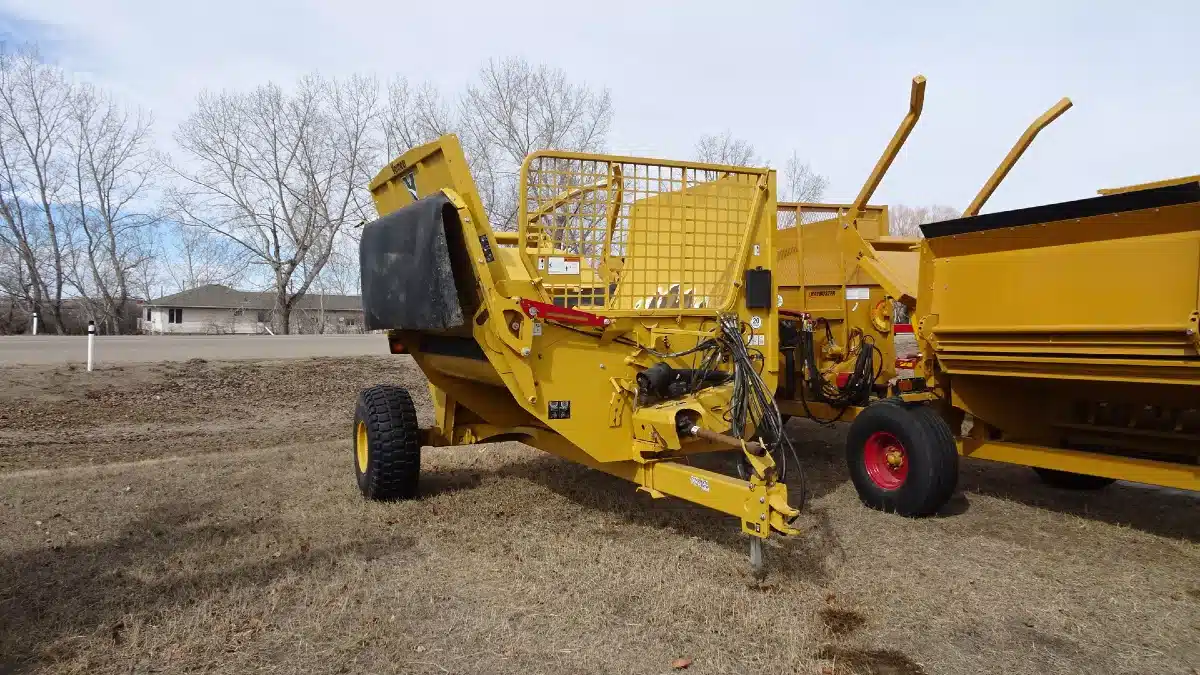 Gallery image 2 for Used 2021 Vermeer BPX9010 Bale Processor