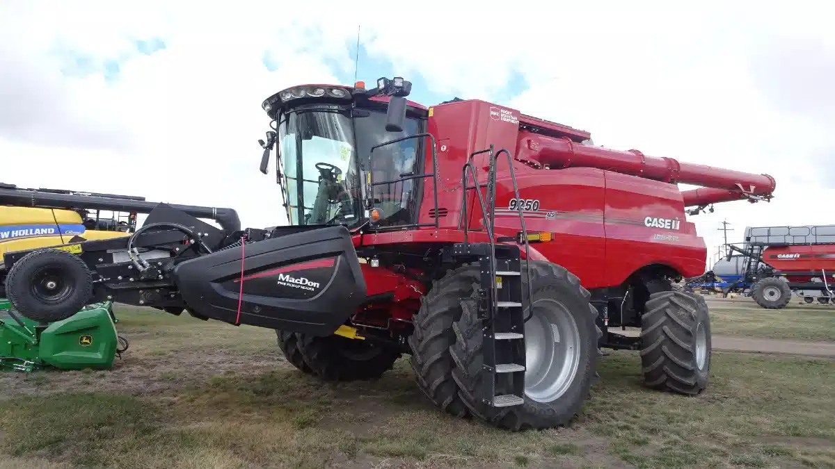 Used 2020 Case IH 9250 Combine