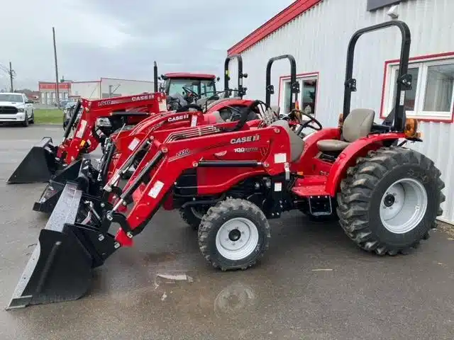 Gallery image 1 for New 2024 Case IH Farmall 25A Tractor