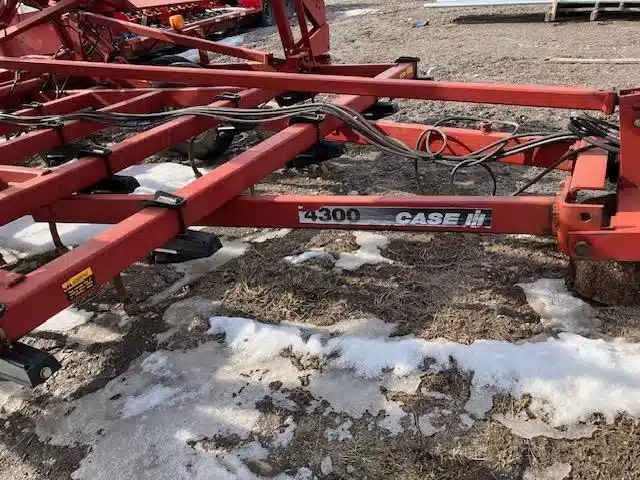 Gallery image 2 for Used 2004 Case IH 4300 Cultivator