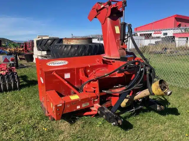 Gallery image 1 for Used 2009 Pronovost P-992TRC Snow Blower
