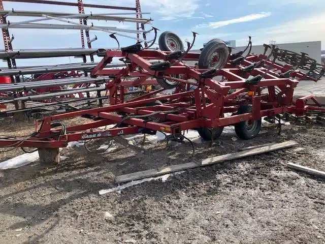 Gallery image 1 for 2004 Case IH 4300 Cultivator