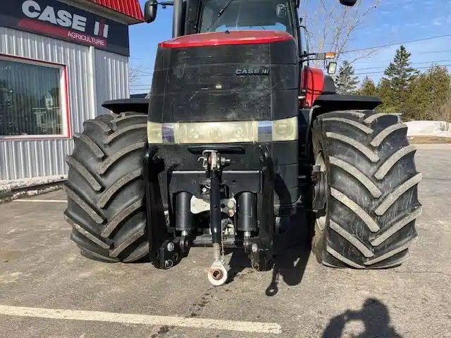 Gallery image 2 for 2014 Case IH MAGNUM 340 Tractor