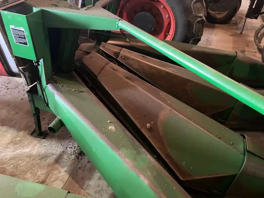 Gallery image 2 for 2012 John Deere 3975 Feeder