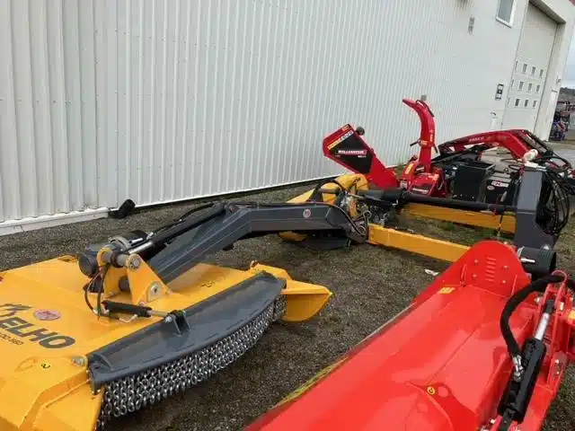 2023 Elho TORNADO 560 Mower - Ditchbank