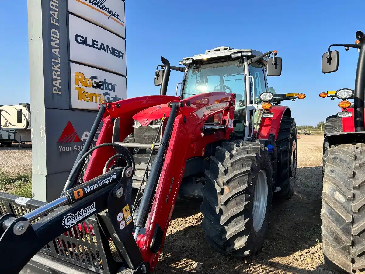 Gallery image 2 for 2025 Massey Ferguson 7S.180 Tractor
