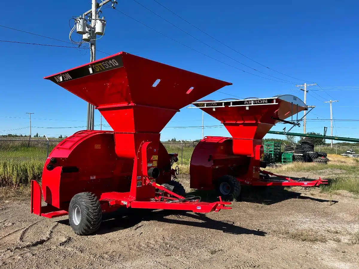 Gallery image 1 for 2026 Akron GTT5010 Grain Bagger
