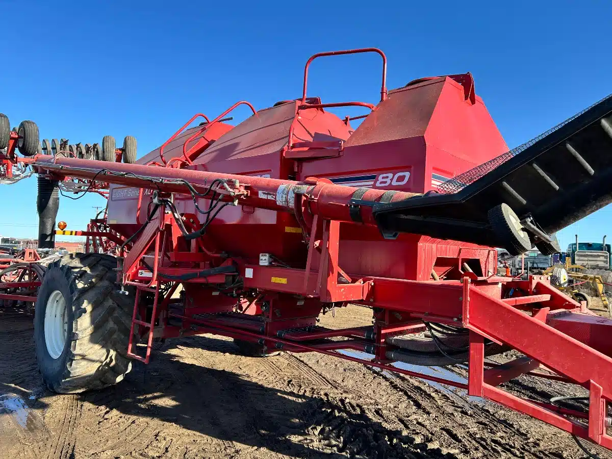 Gallery image 2 for 2008 Morris 8370 XL Air Cart