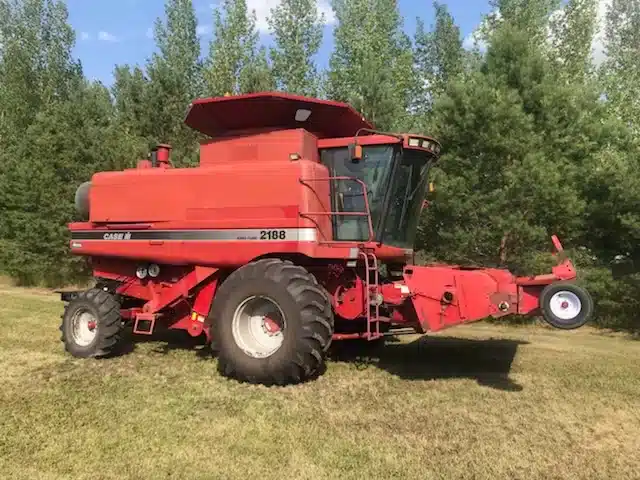 Gallery image 1 for Used 1995 Case IH 2188 Combine