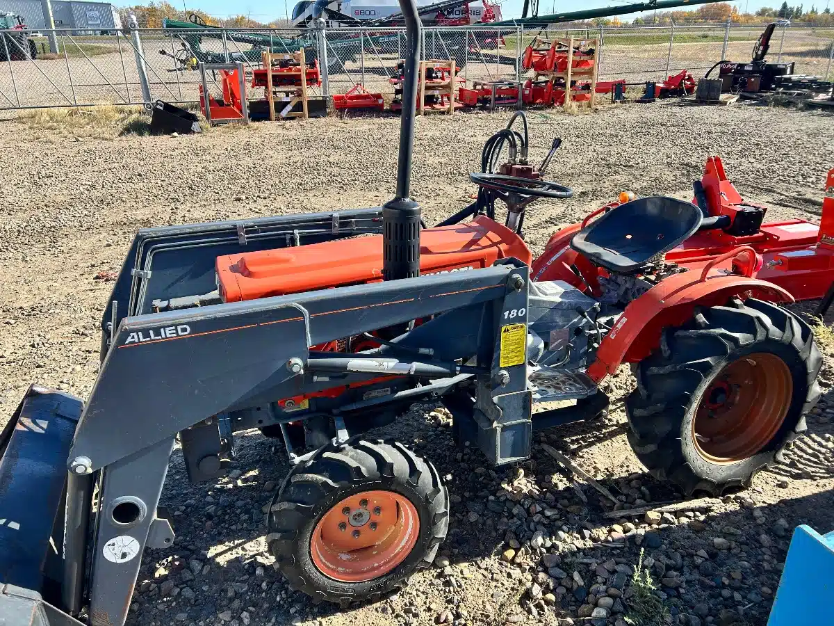 Used 1995 Kubota B7100HST Tractor
