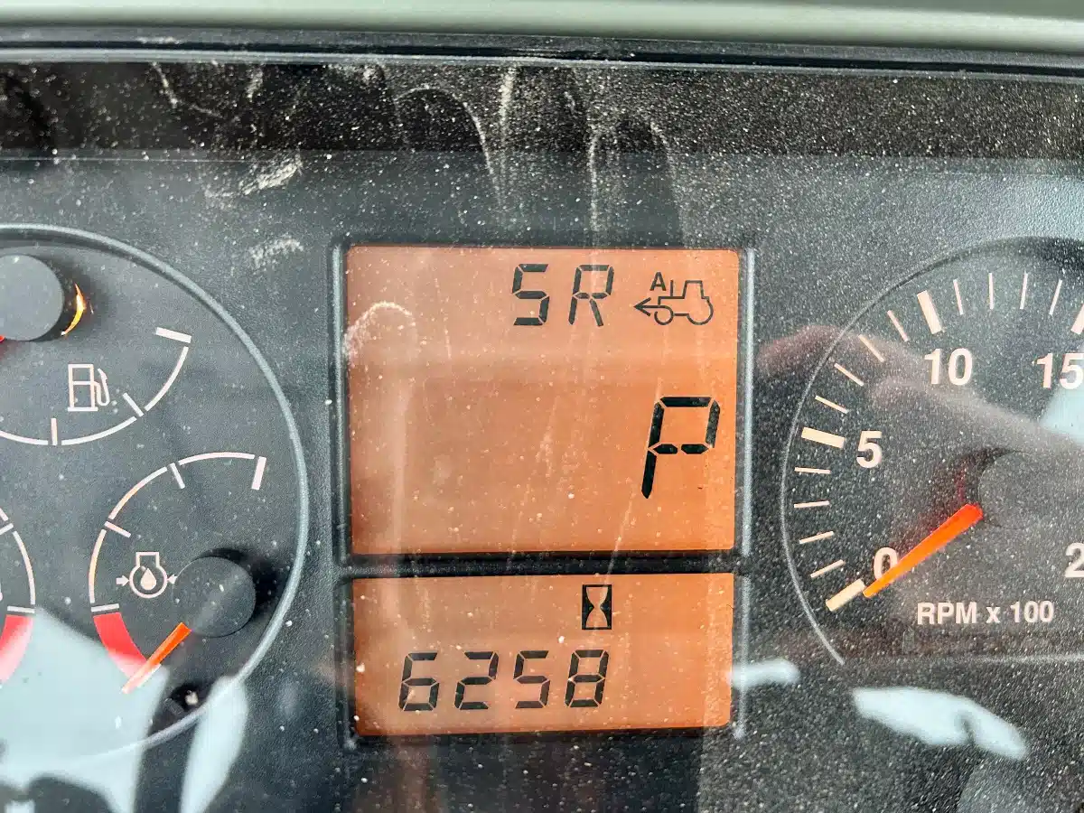 Gallery image 2 for 2003 Agco DT160 Tractor