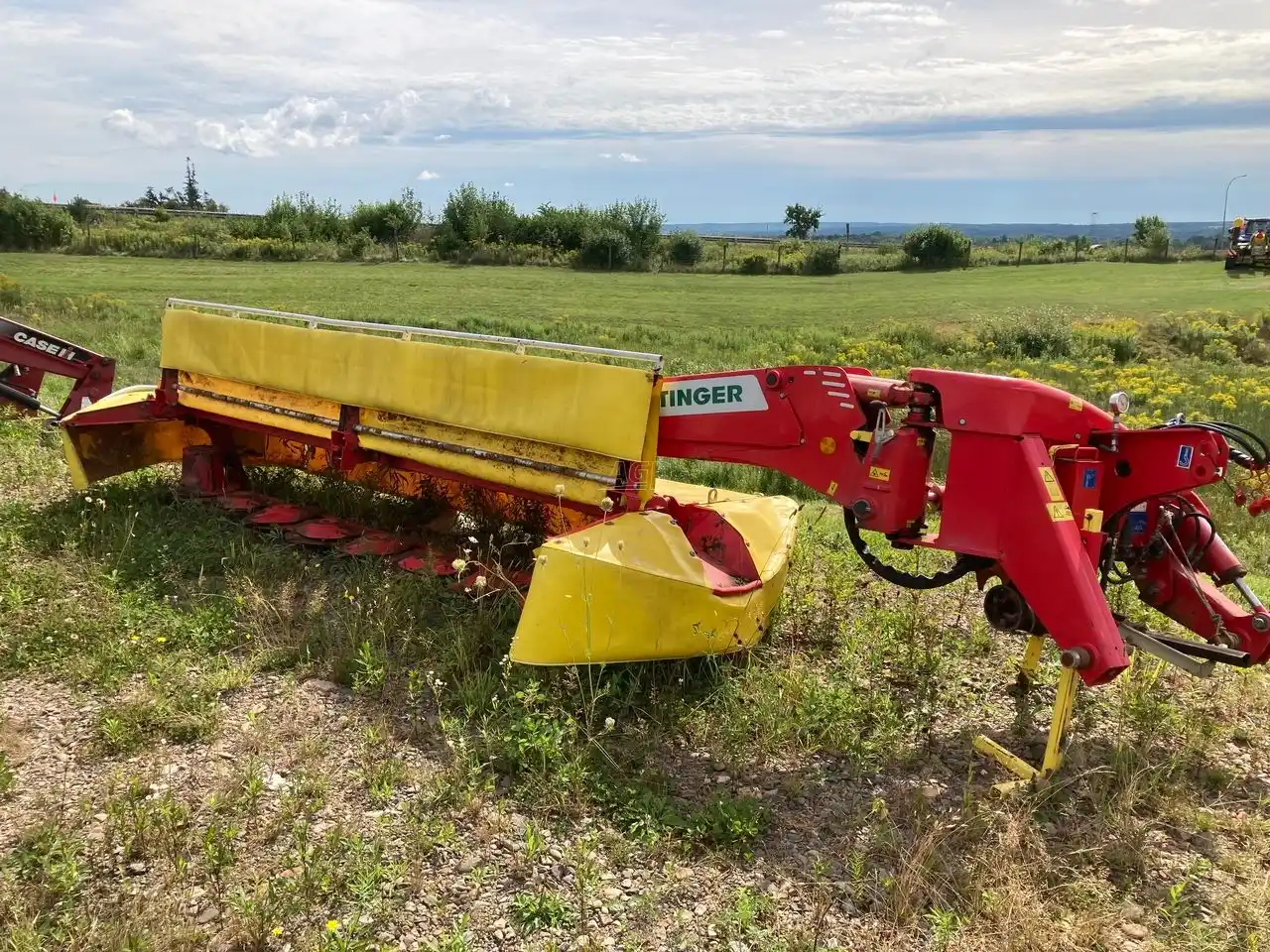 Gallery image 2 for Used 2016 Pottinger NOVACAT 402 Disc Mower