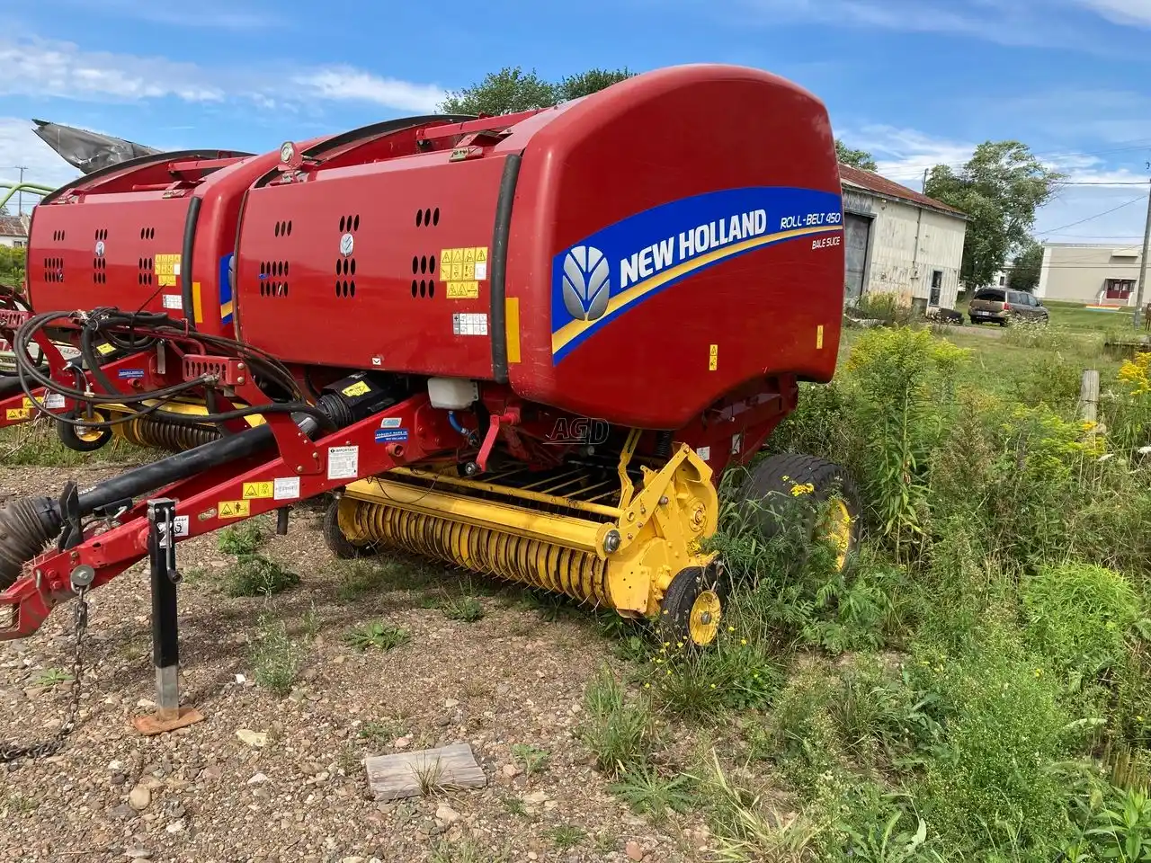 Gallery image 2 for Used 2018 New Holland ROLL-BELT 450 Round Baler