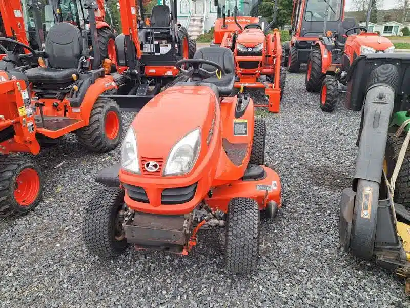 Gallery image 1 for Used 2005 Kubota GR2000G Lawn Tractor