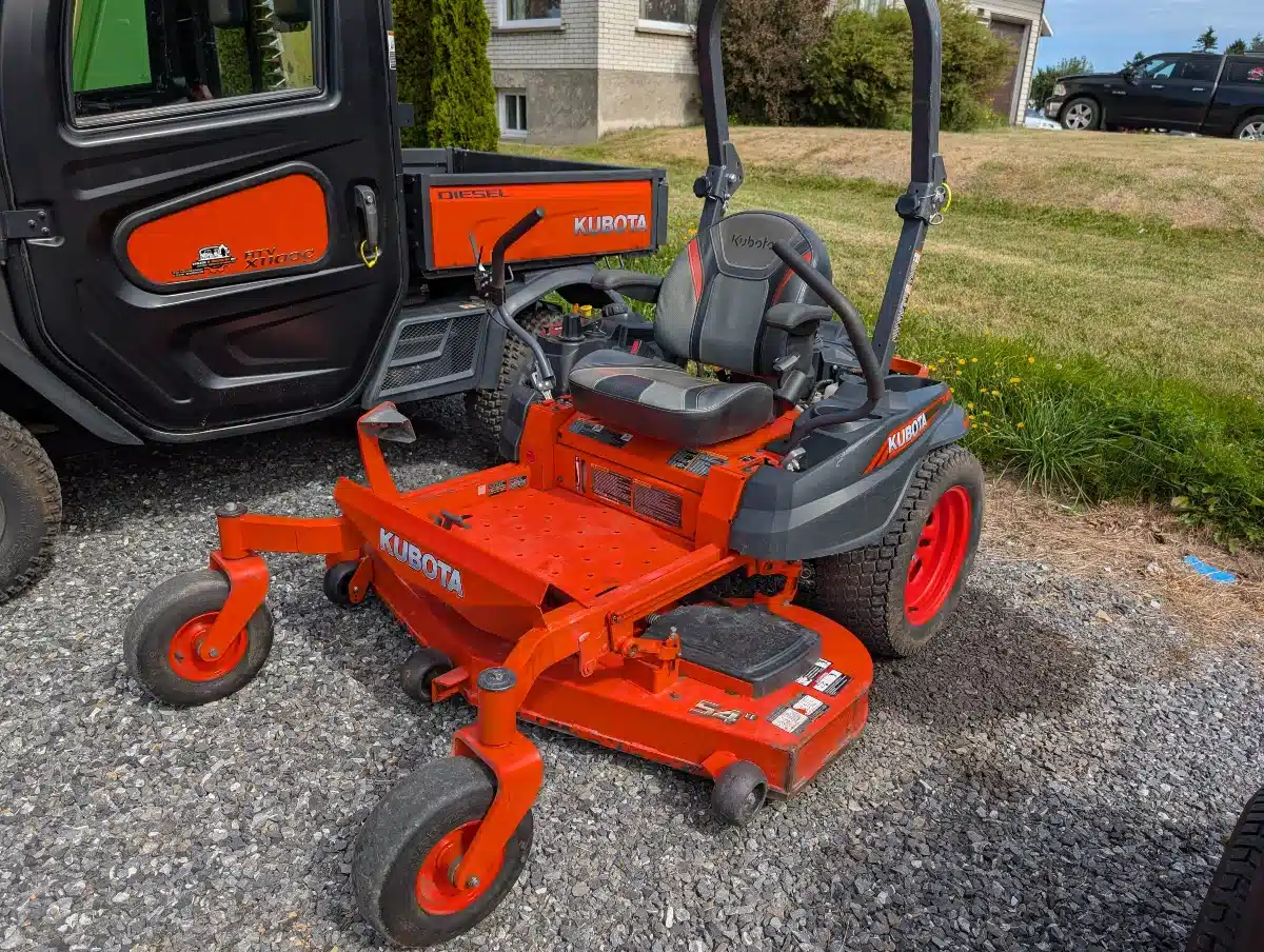 Gallery image 1 for 2020 Kubota Z421KW-54 Mower - Zero Turn