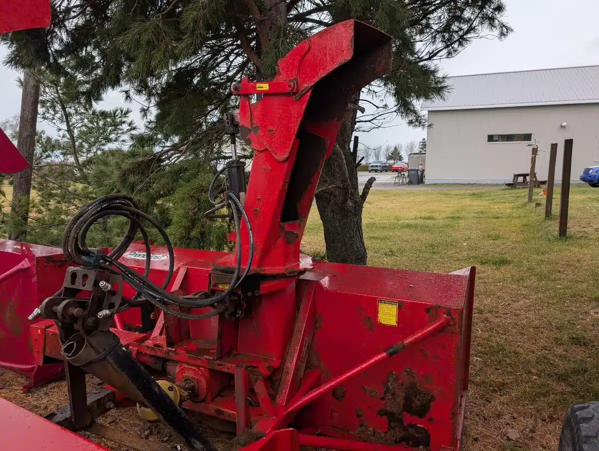 Gallery image 2 for 2020 Pronovost P-920-98 Snow Blower