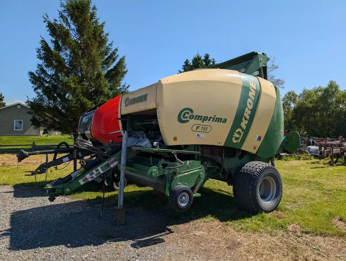 Gallery image 1 for Used 2018 Krone COMPRIMA F155 XC Round Baler