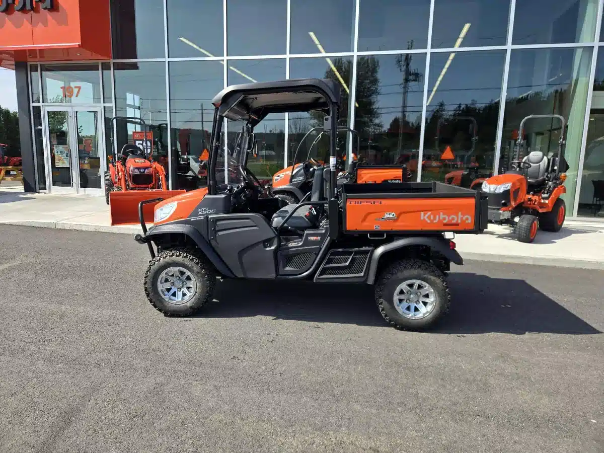 Gallery image 2 for Used 2023 Kubota RTV900 Utility Vehicle